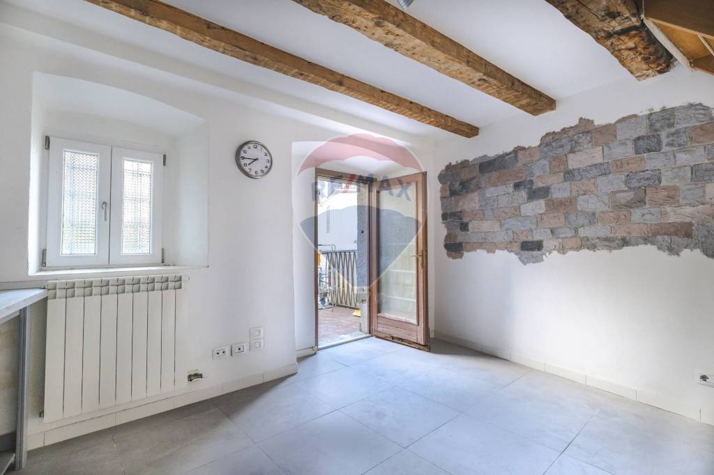 appartamento in vendita a Trieste in zona Roiano