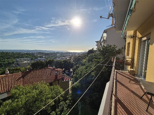 appartamento in vendita a Trieste in zona Melara