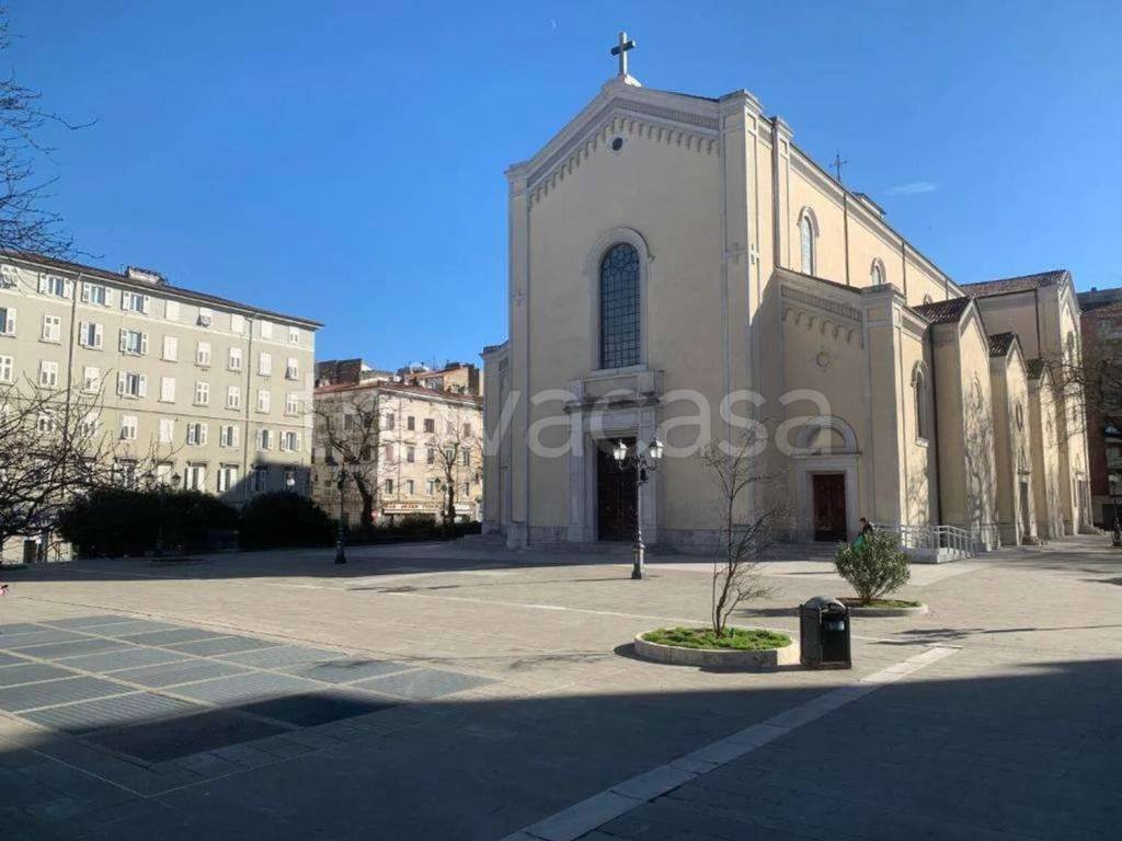 appartamento in vendita a Trieste in zona San Giacomo