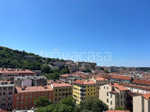 appartamento in vendita a Trieste in zona Cologna