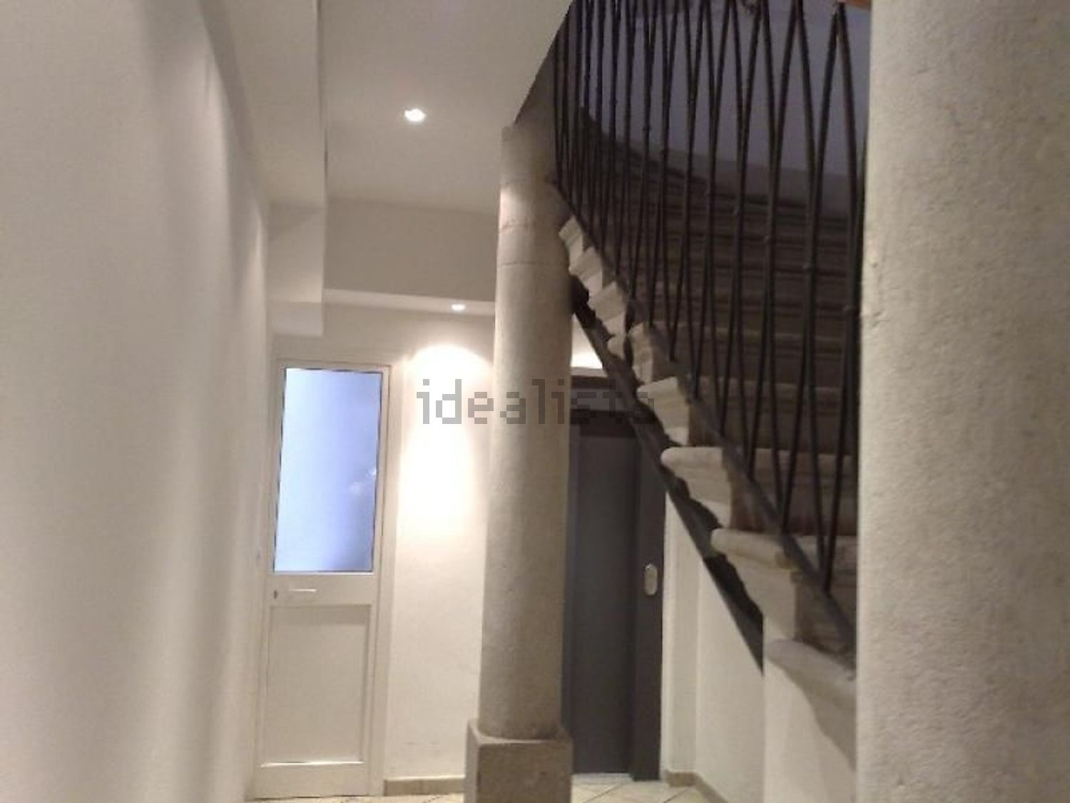 appartamento in vendita a Trieste in zona Borgo Teresiano