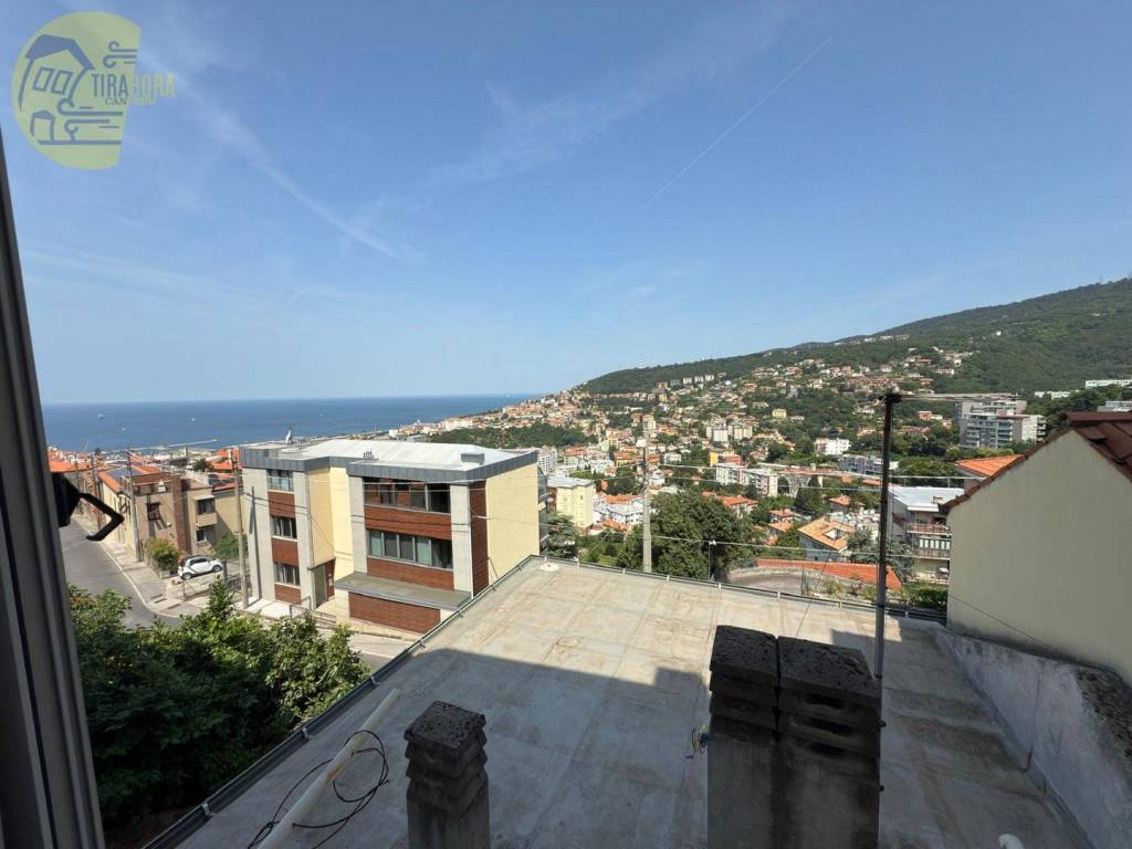 appartamento in vendita a Trieste in zona Scorcola