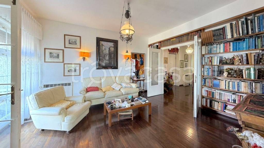 appartamento in vendita a Trieste in zona Barcola