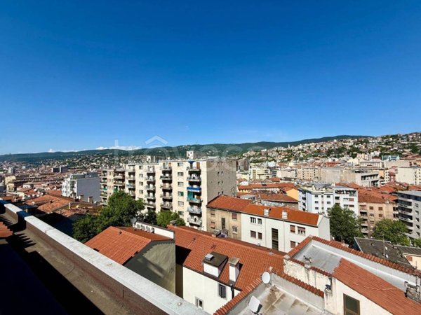 appartamento in vendita a Trieste in zona San Giacomo
