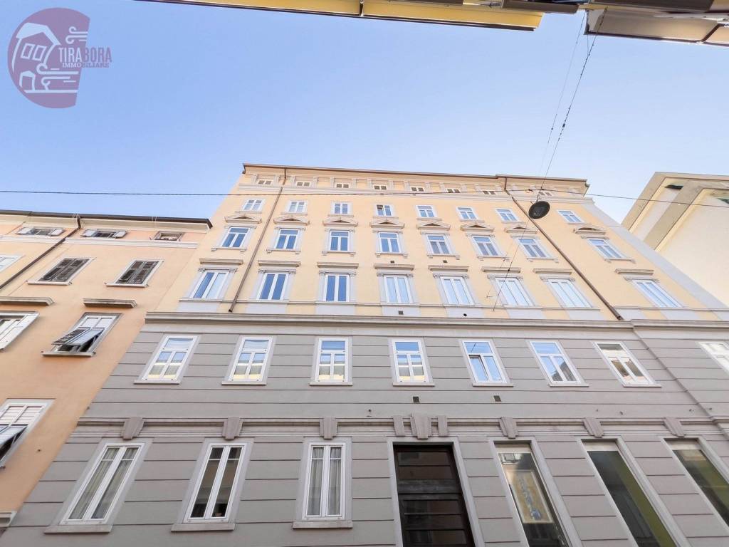 appartamento in vendita a Trieste in zona San Giacomo