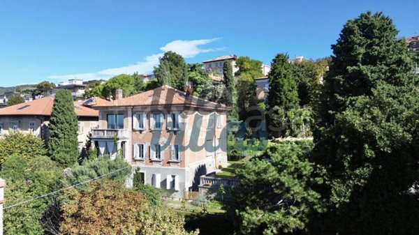 casa indipendente in vendita a Trieste in zona Rozzol