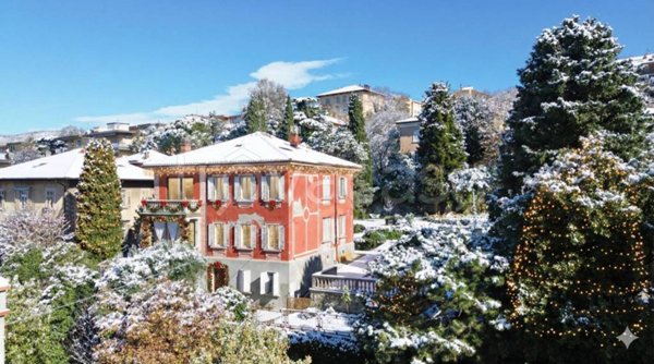 casa indipendente in vendita a Trieste in zona Rozzol