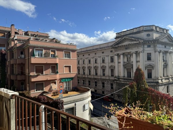 appartamento in vendita a Trieste in zona Scorcola