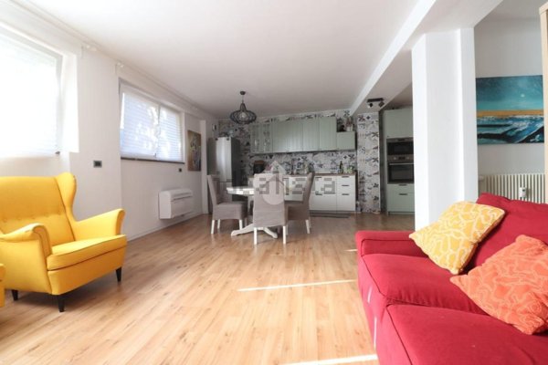 appartamento in vendita a Trieste in zona Cologna