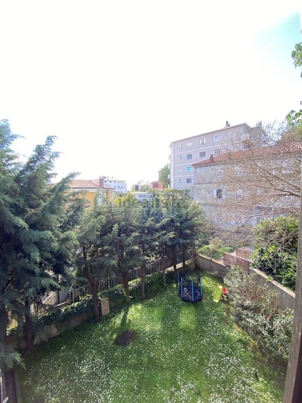 appartamento in vendita a Trieste in zona San Vito
