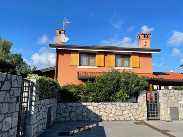 casa indipendente in vendita a Trieste in zona Santa Croce