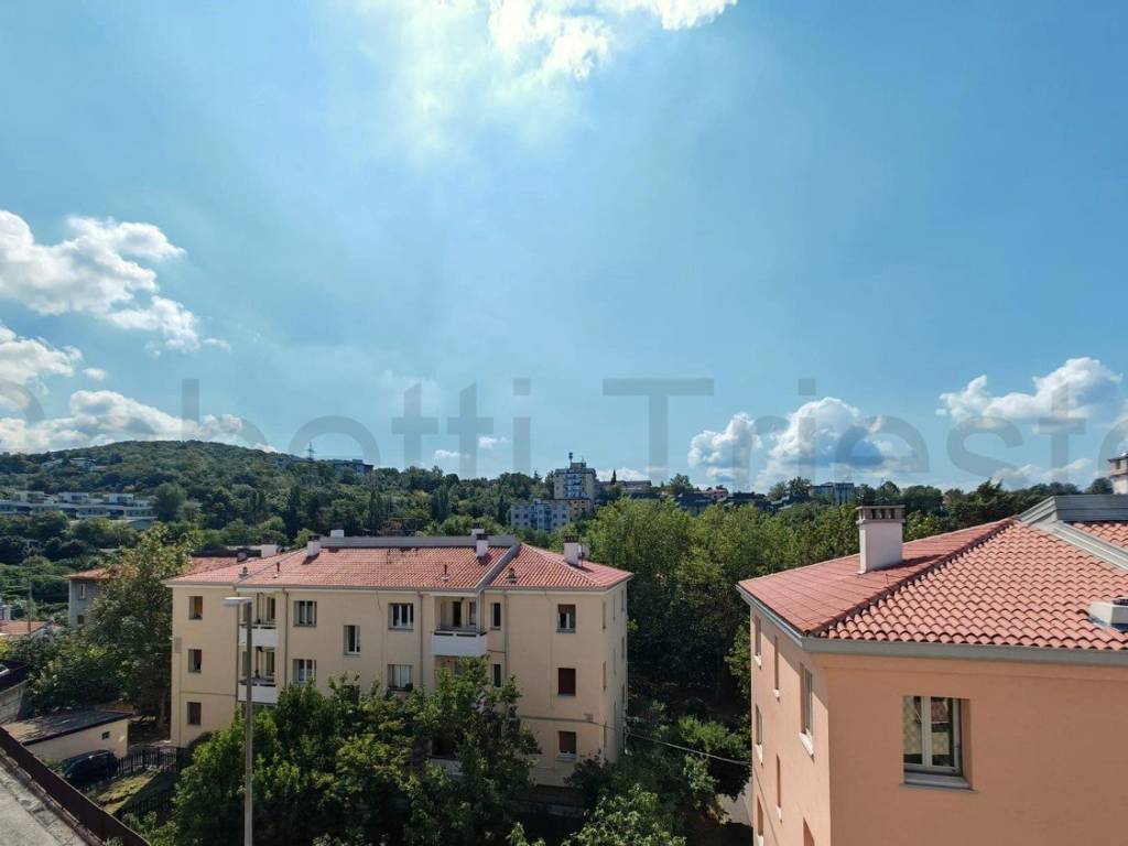 appartamento in vendita a Trieste in zona Rozzol