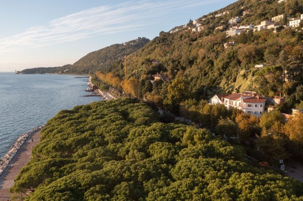 appartamento in vendita a Trieste in zona Barcola