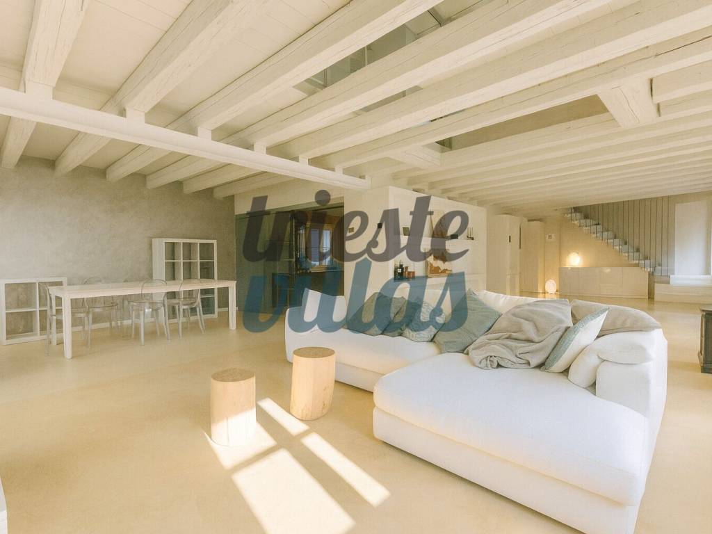 appartamento in vendita a Trieste