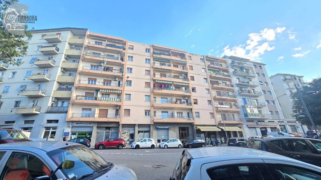 negozio in vendita a Trieste in zona Valmaura