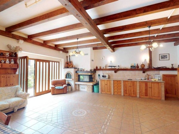 casa indipendente in vendita a Trieste in zona Borgo San Sergio