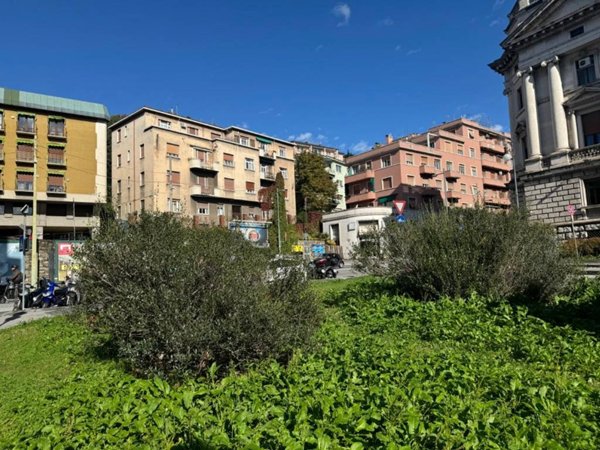 appartamento in vendita a Trieste in zona Scorcola