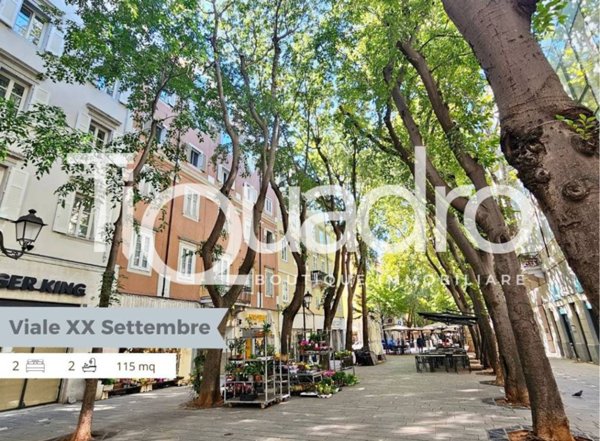 appartamento in vendita a Trieste in zona Borgo Teresiano