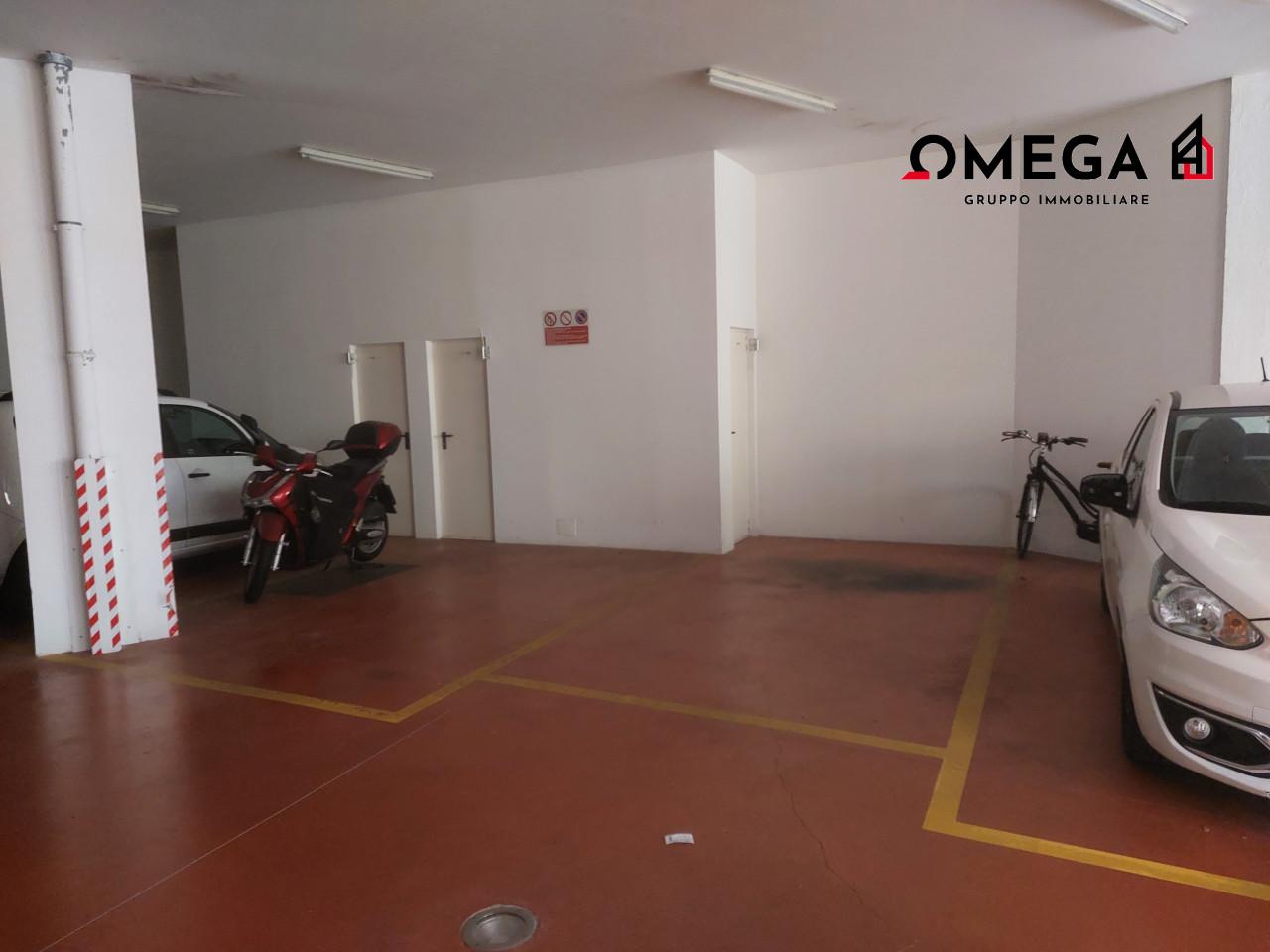 negozio in vendita a Trieste in zona San Giacomo