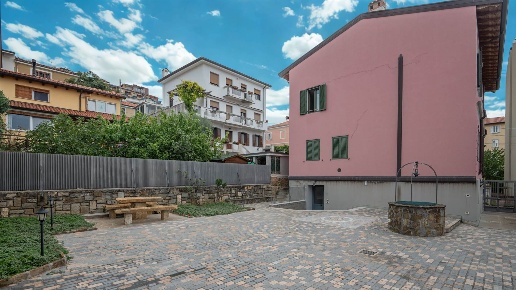 casa indipendente in vendita a Trieste in zona Barcola