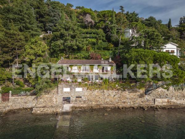 casa indipendente in vendita a Trieste in zona Scorcola