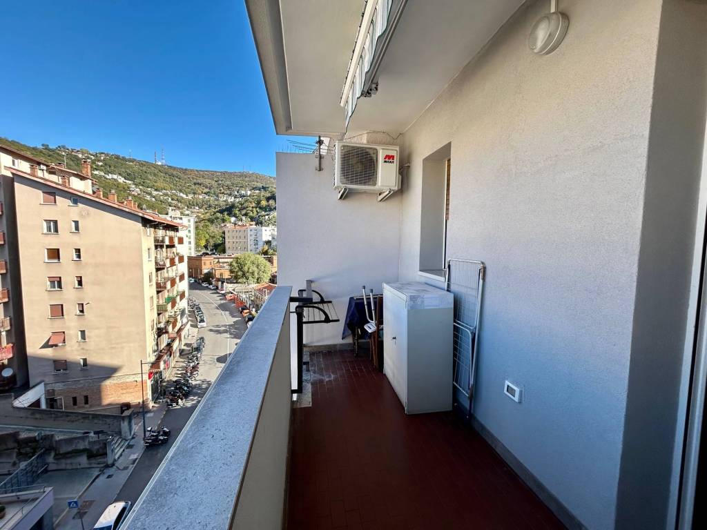 appartamento in vendita a Trieste in zona Scorcola