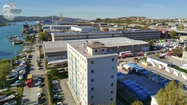 ufficio in vendita a Trieste in zona Borgo San Sergio