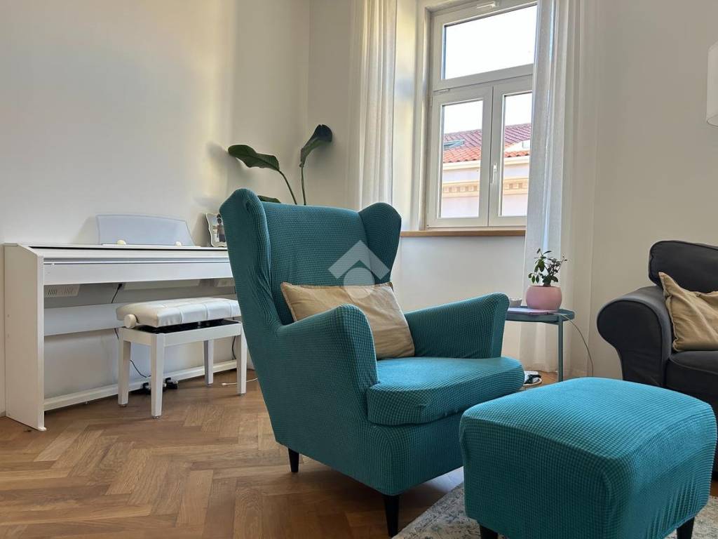 appartamento in vendita a Trieste in zona Cavana