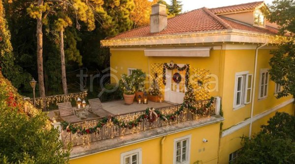 casa indipendente in vendita a Trieste in zona Scorcola