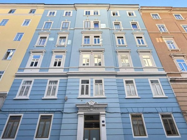 appartamento in vendita a Trieste in zona San Giacomo