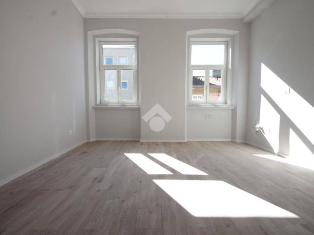 appartamento in vendita a Trieste in zona Barriera vecchia