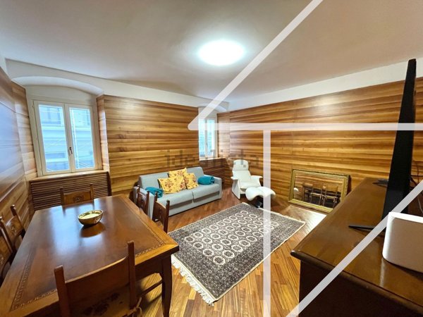 appartamento in vendita a Trieste in zona Borgo Teresiano