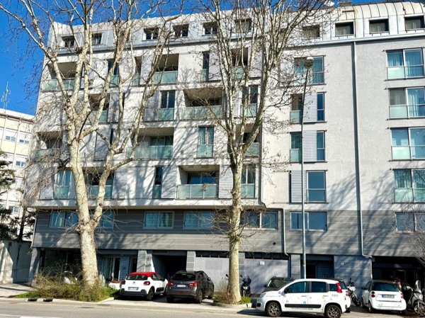 locale di sgombero in vendita a Trieste in zona San Vito