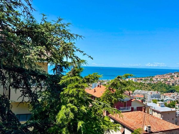 appartamento in vendita a Trieste in zona Scorcola
