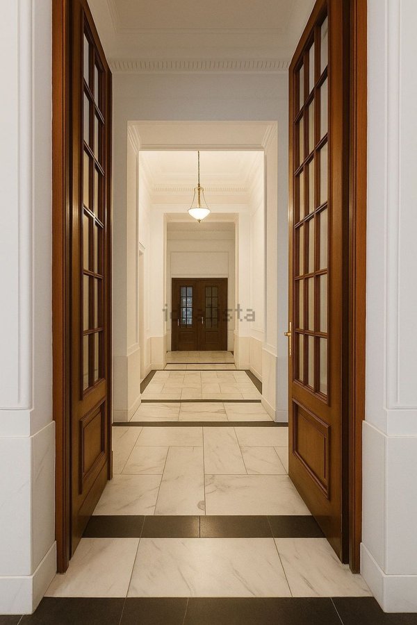 appartamento in vendita a Trieste in zona Città Nuova