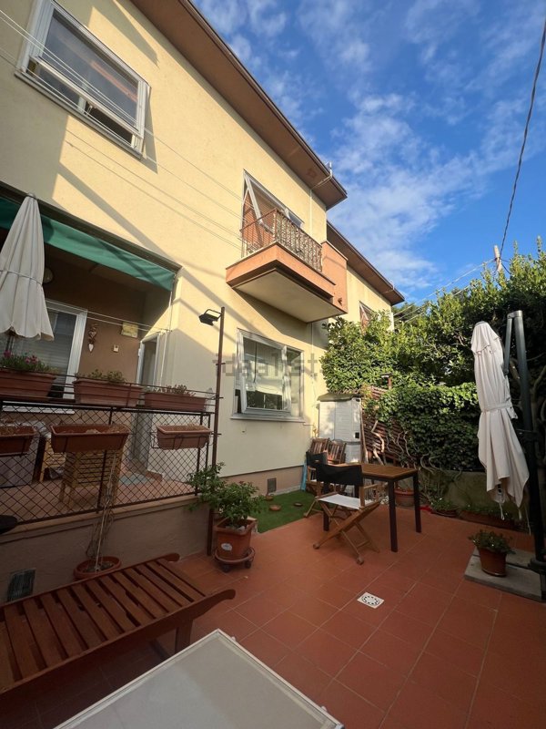 casa indipendente in vendita a Trieste in zona Rozzol