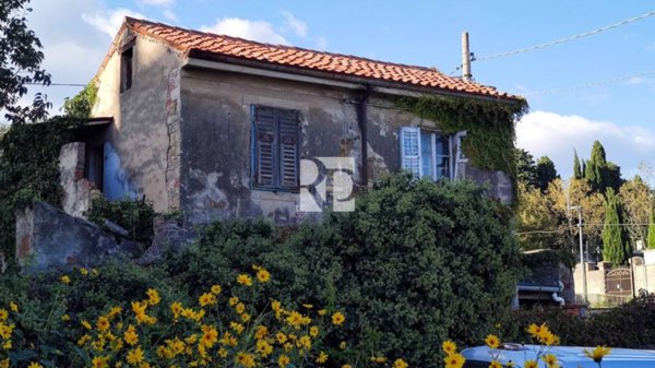 casa indipendente in vendita a Trieste in zona Valmaura