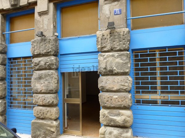 locale commerciale in vendita a Trieste in zona San Giacomo