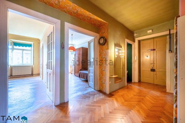 appartamento in vendita a Trieste in zona Barriera vecchia