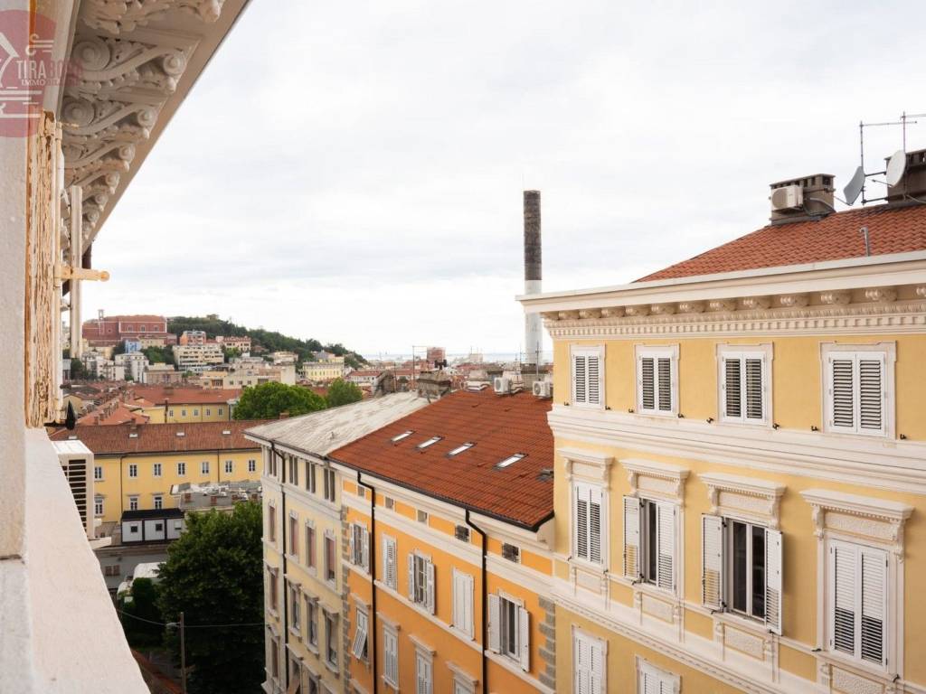 appartamento in vendita a Trieste in zona San Giacomo