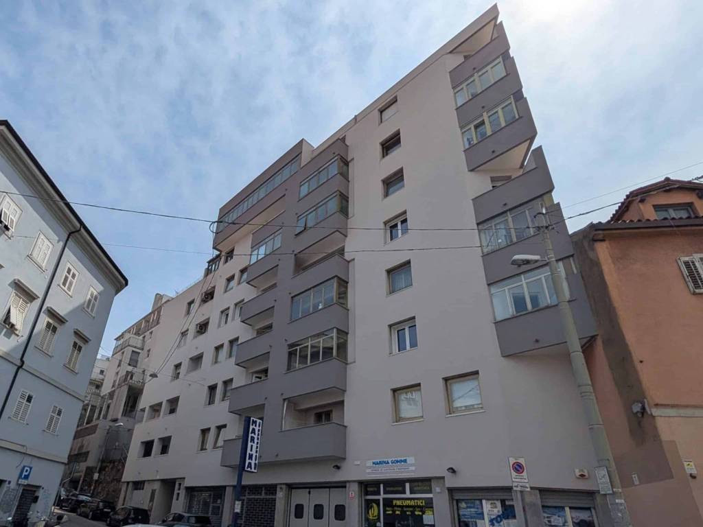 appartamento in vendita a Trieste in zona San Giacomo