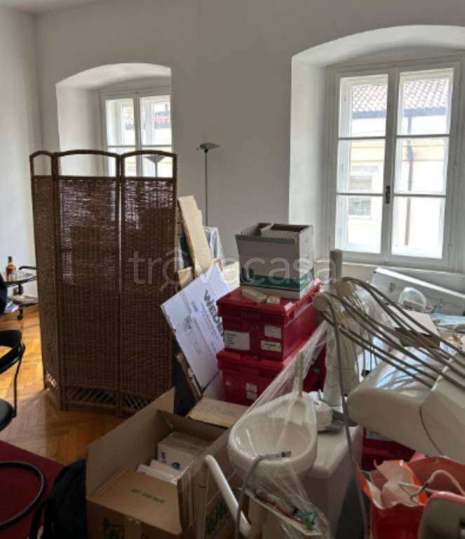 ufficio in vendita a Trieste in zona Borgo Teresiano