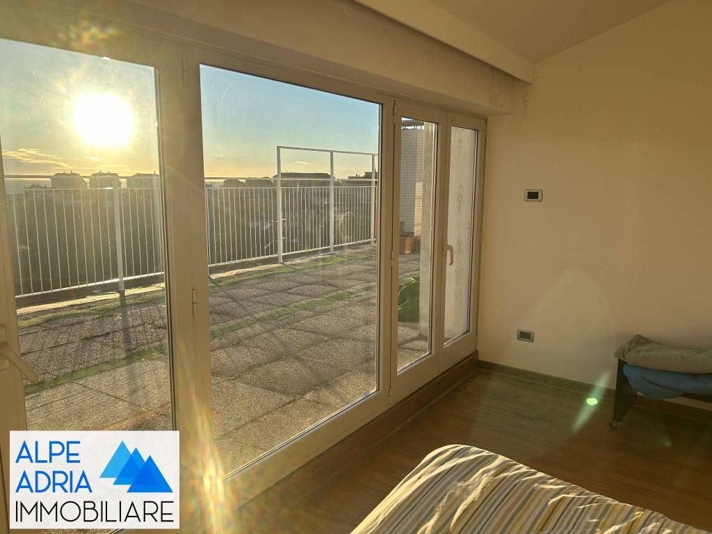 appartamento in vendita a Trieste in zona Roiano