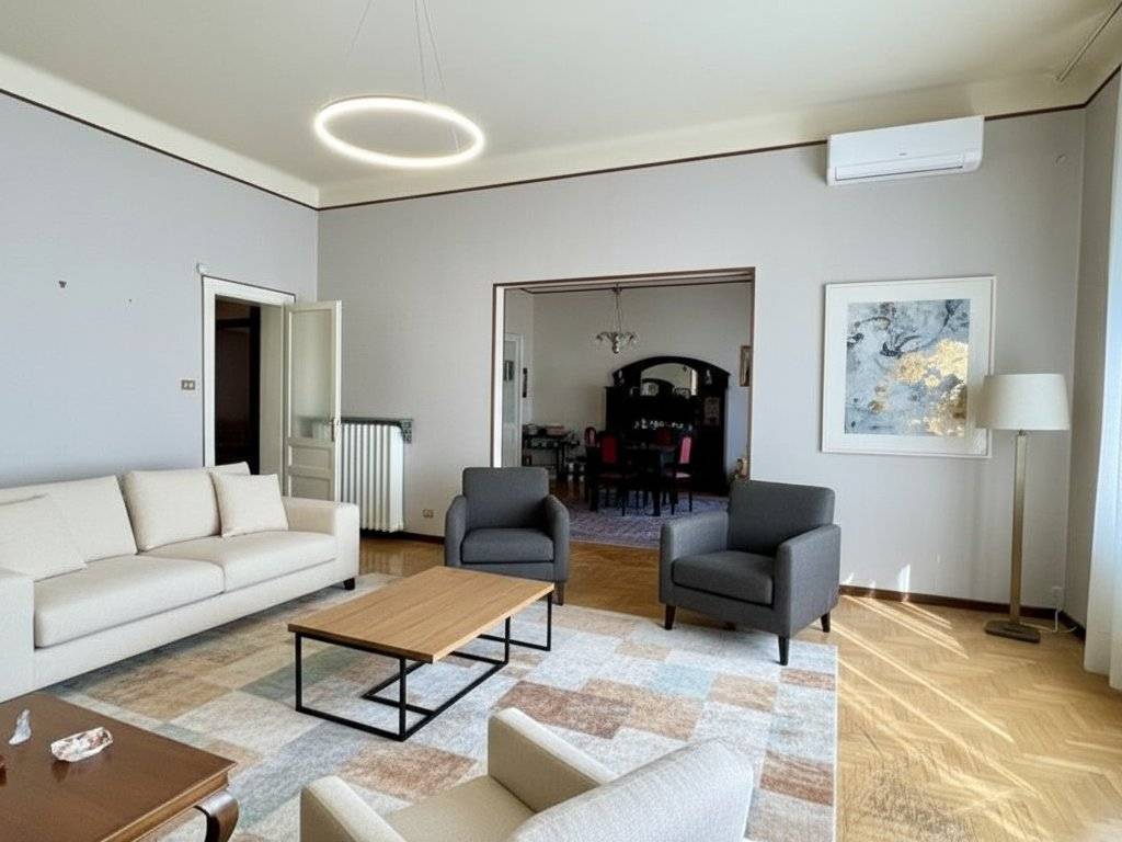 appartamento in vendita a Trieste in zona Città Vecchia