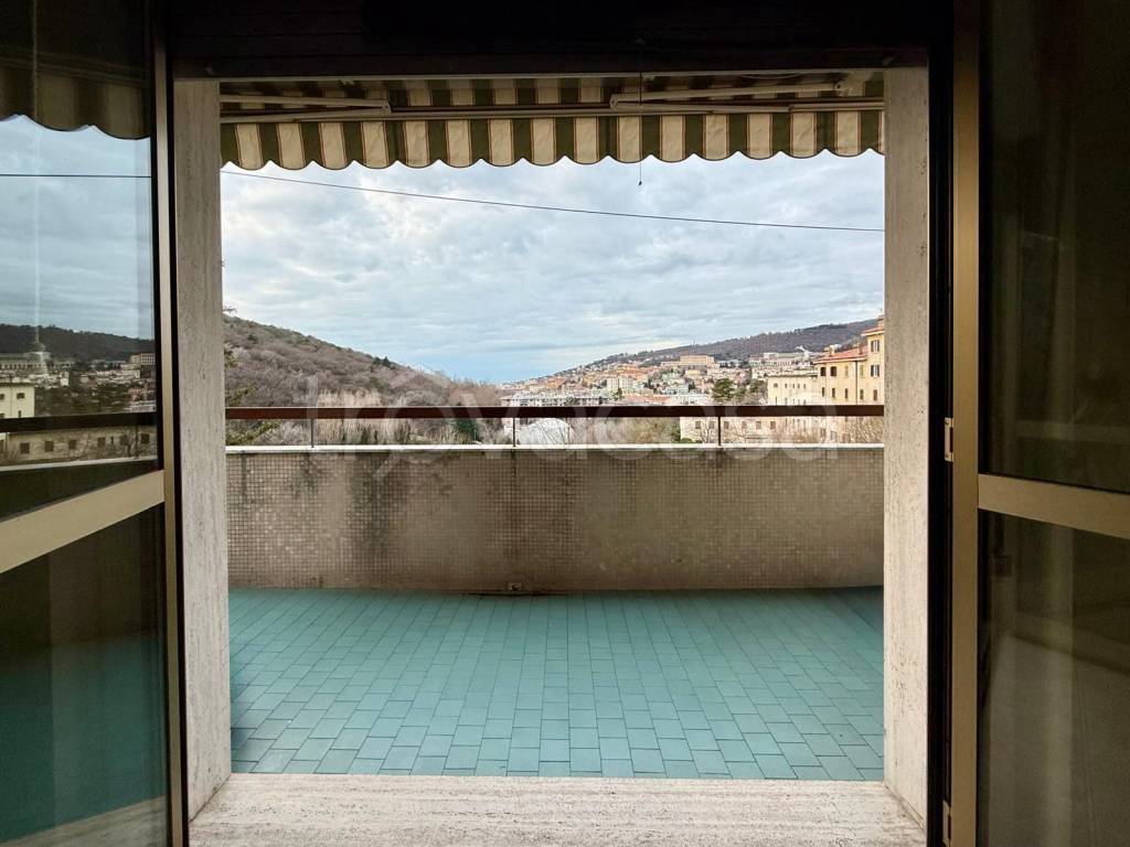 appartamento in vendita a Trieste