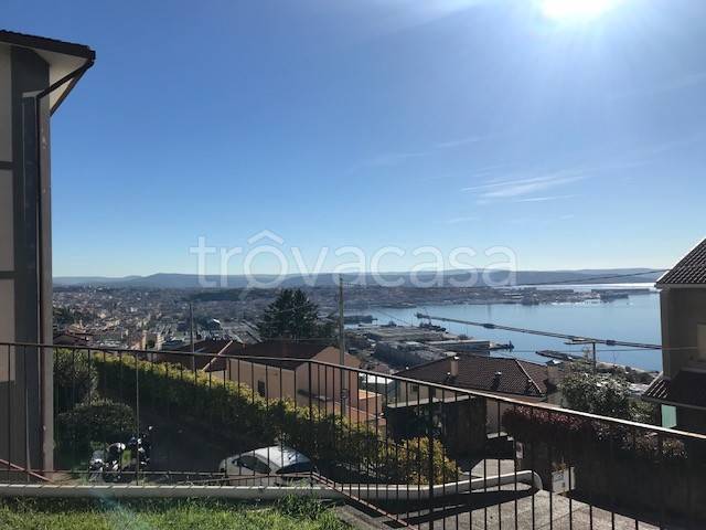 appartamento in vendita a Trieste in zona Barcola