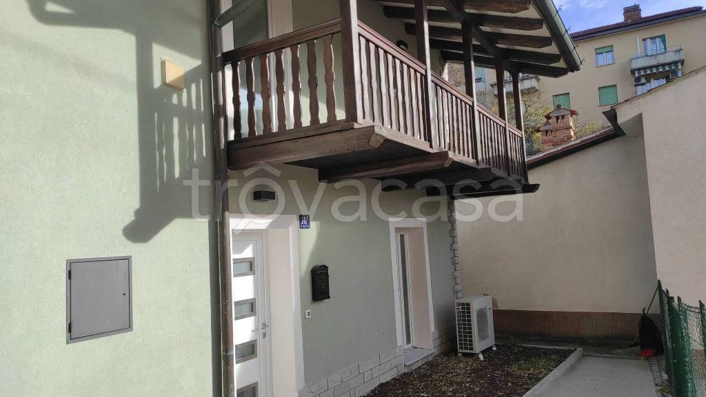 casa indipendente in vendita a Trieste in zona San Giacomo