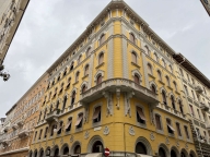 appartamento in vendita a Trieste in zona Città Vecchia