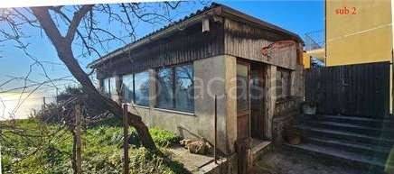 casa indipendente in vendita a Trieste in zona Prosecco