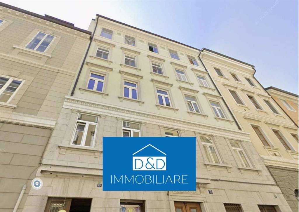 appartamento in vendita a Trieste in zona Borgo Teresiano
